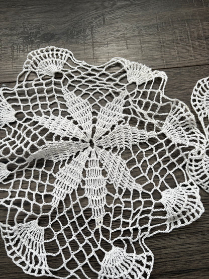 LACE DOILIES
