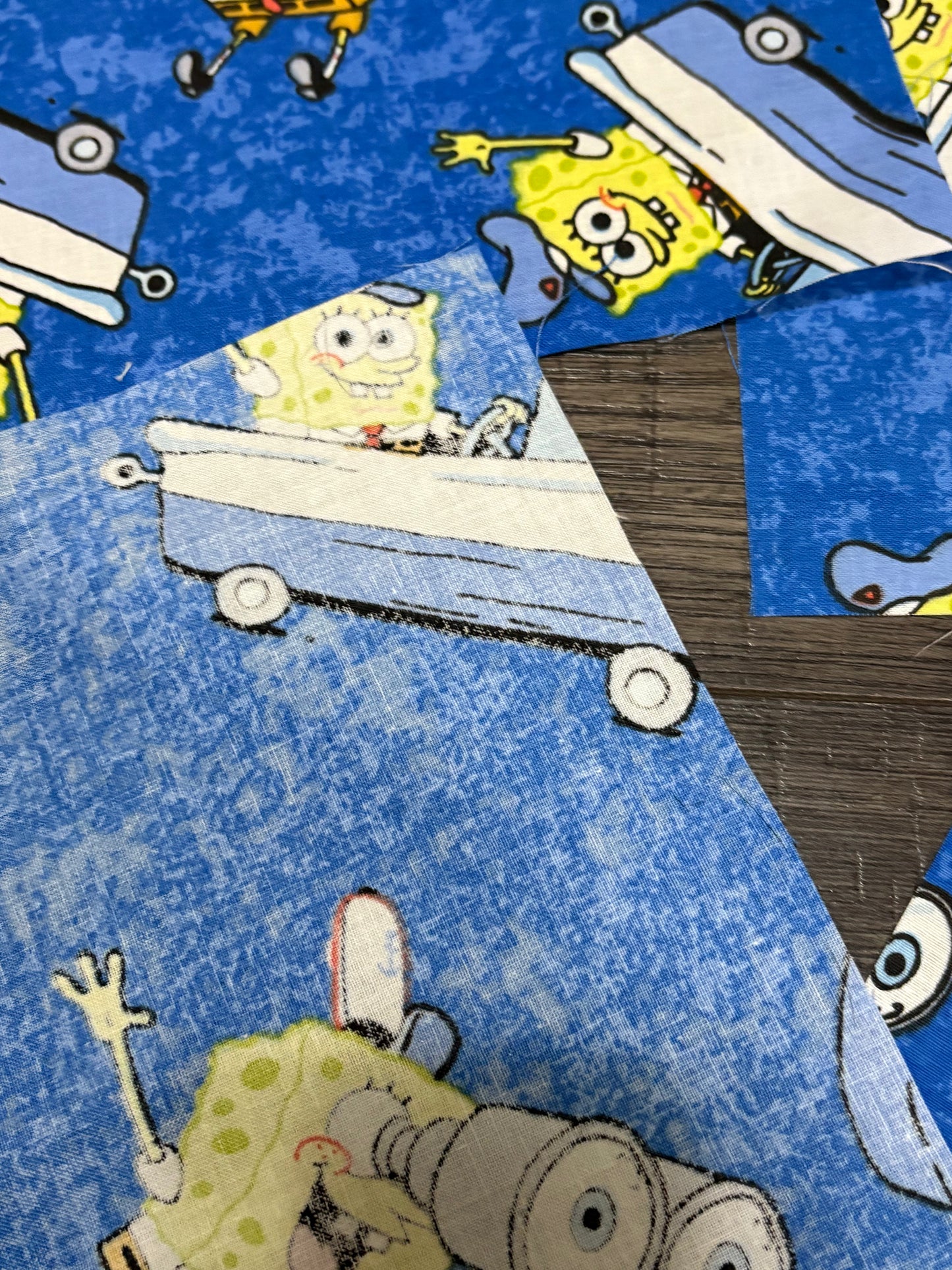 SPONGEBOB FABRIC SQUARES 10.5" x 10.5" x 4