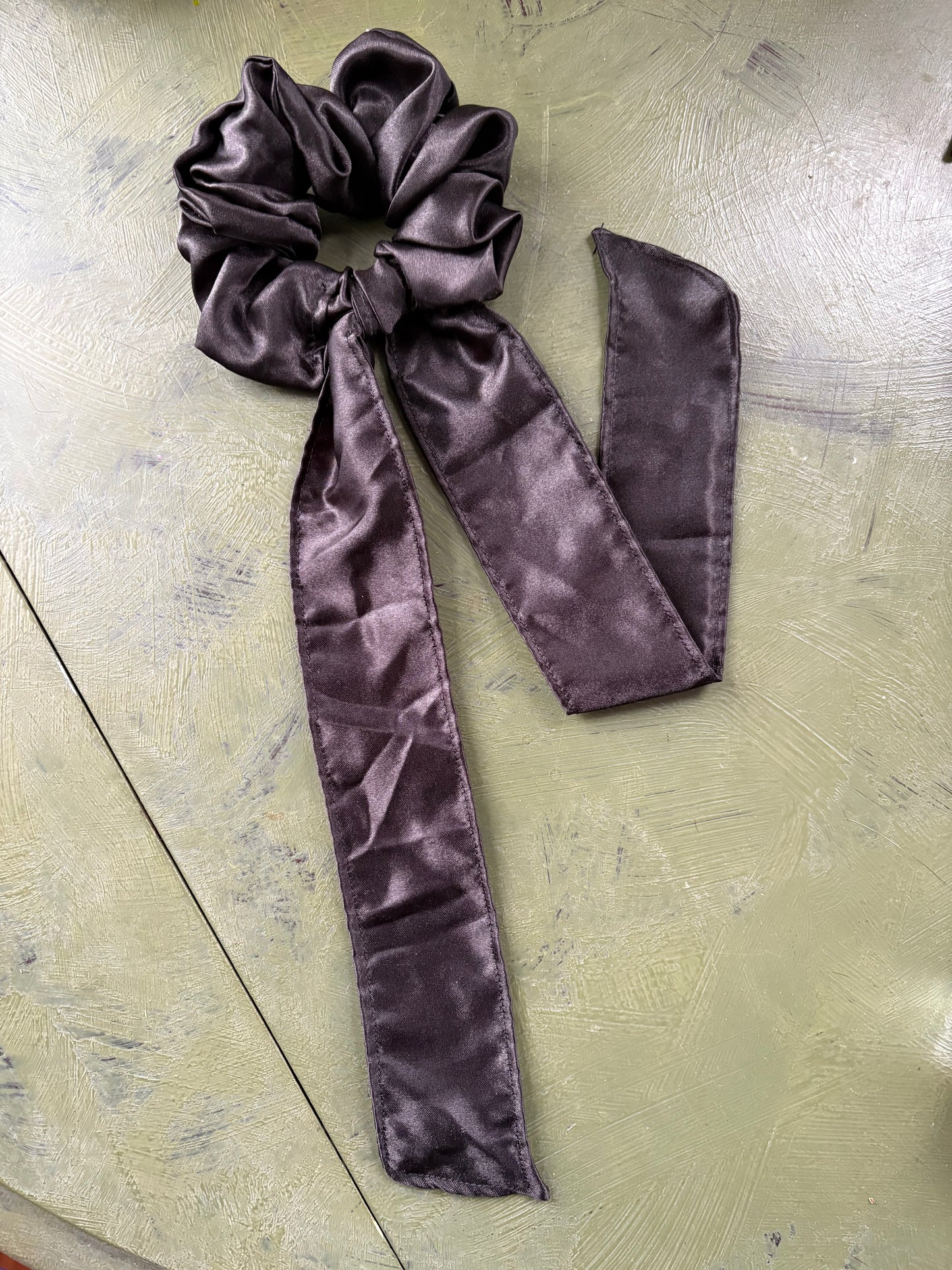 BLACK SATIN BOW SCRUNCHIE